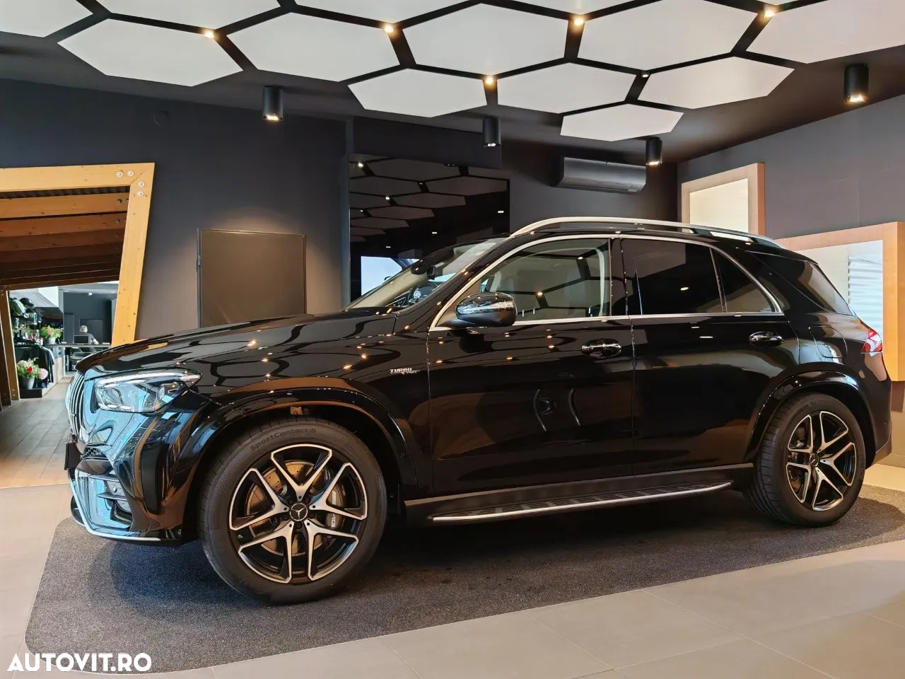 Mercedes-Benz GLE AMG 53 PHEV - 9