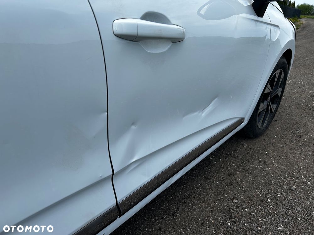 Renault Clio - 8