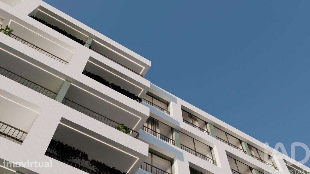 Apartamento T2 em São Martinho de 104,00 m2 - Grande imagem: 2/30