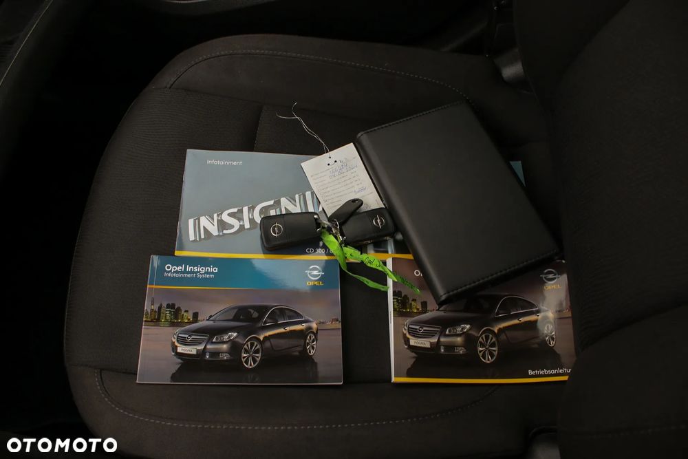 Opel Insignia 1.8 Cosmo - 39