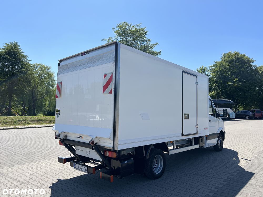 Mercedes-Benz Sprinter 516 - 4