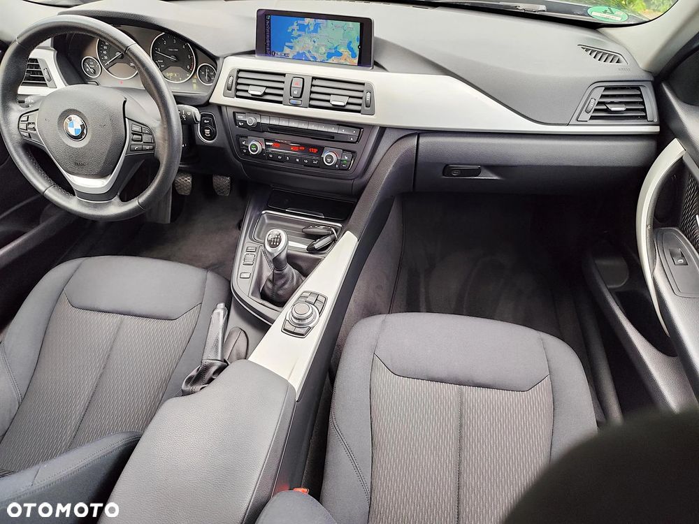 BMW Seria 3 - 13