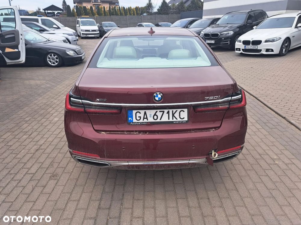 BMW Seria 7 - 10