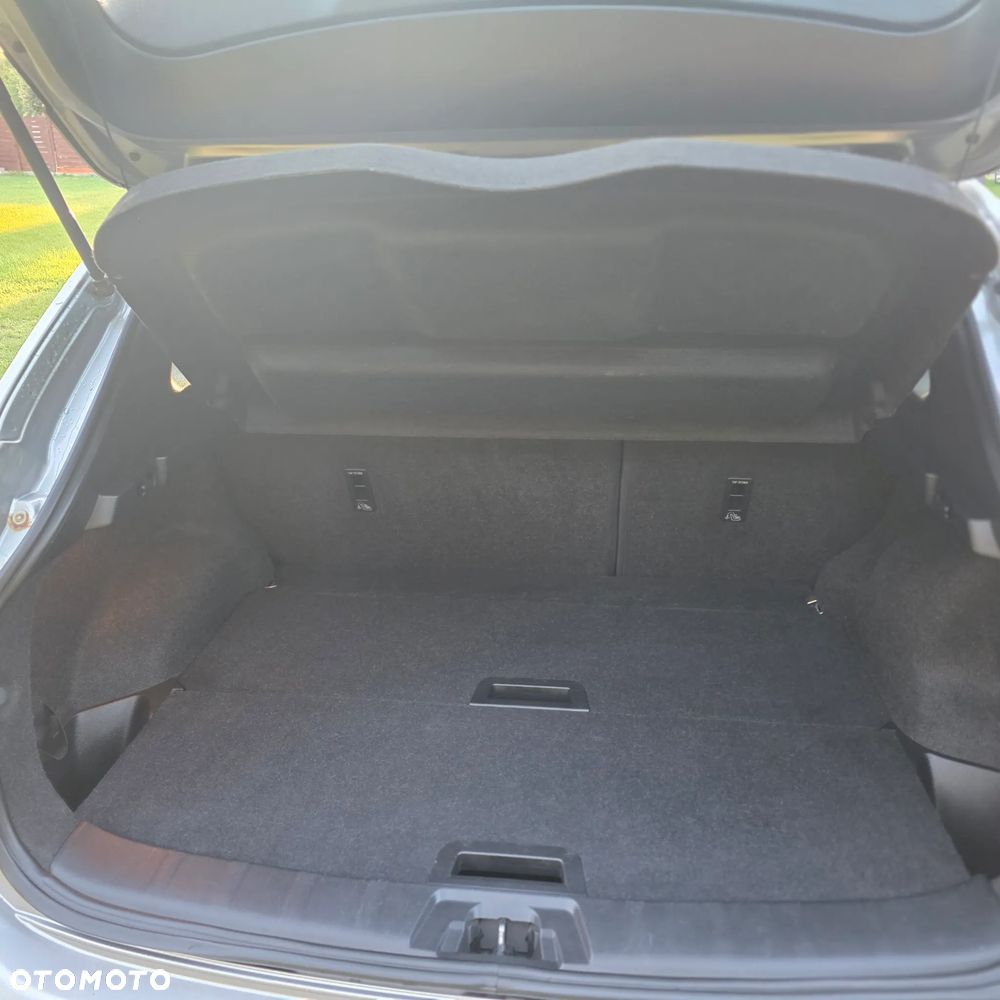 Nissan Qashqai 1.2 DIG-T N-Connecta - 18