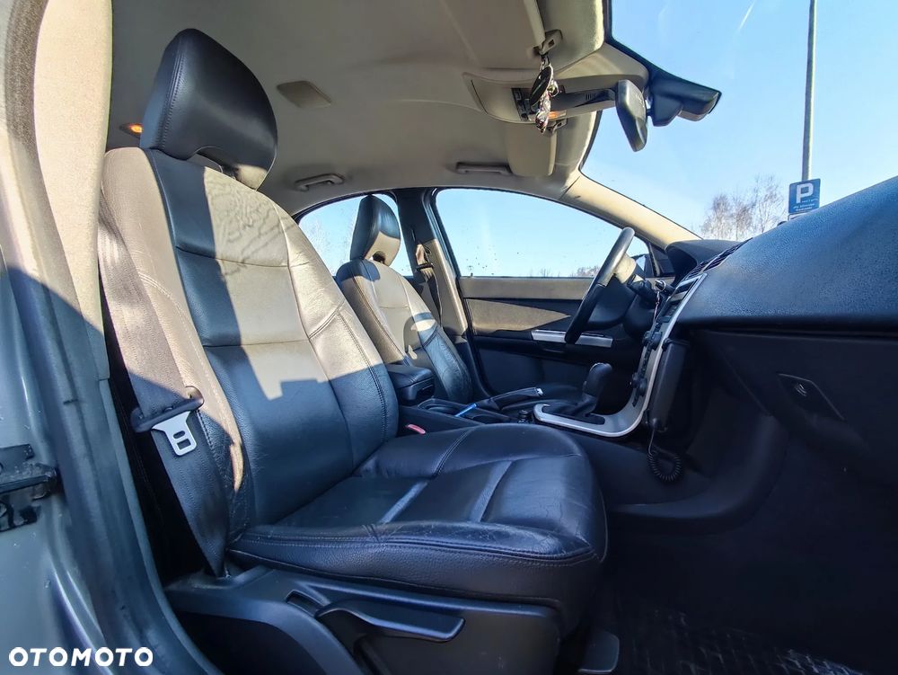 Volvo S40 2.0D Summum - 11