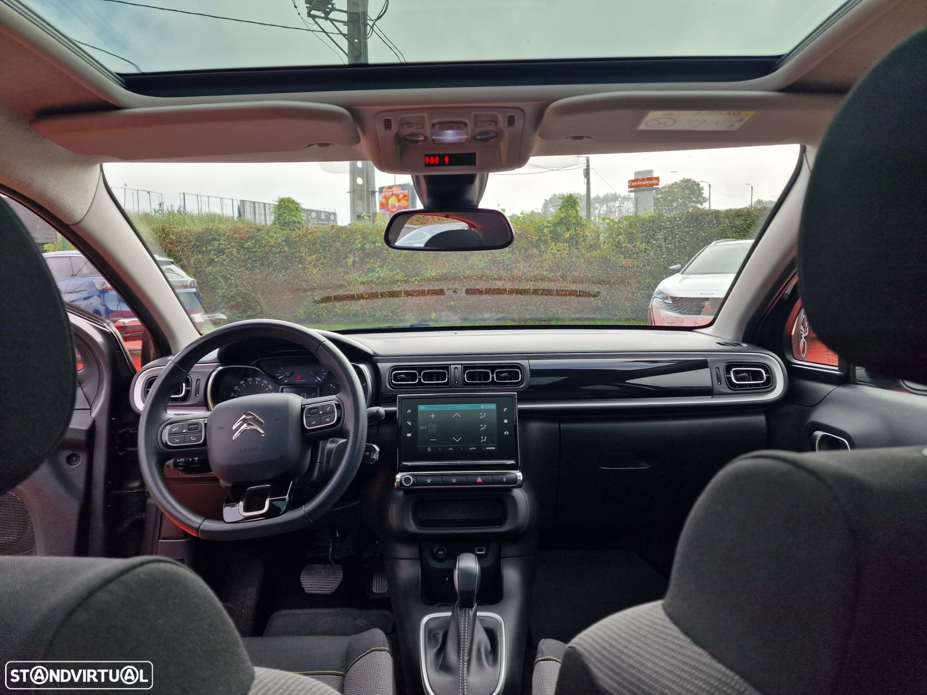 Citroën C3 1.2 PureTech Shine EAT6 - 15
