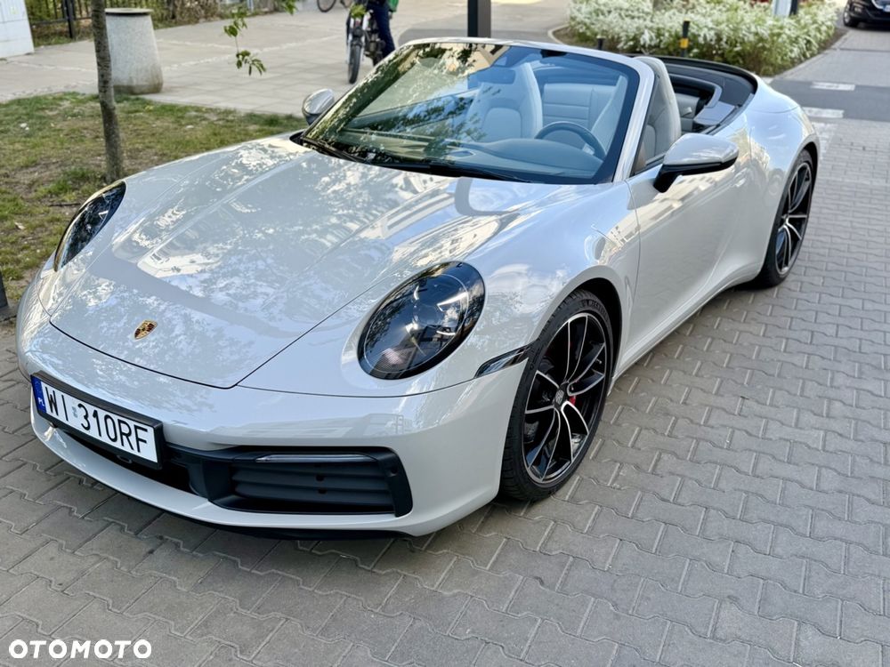 Porsche 911 Carrera 4S - 1