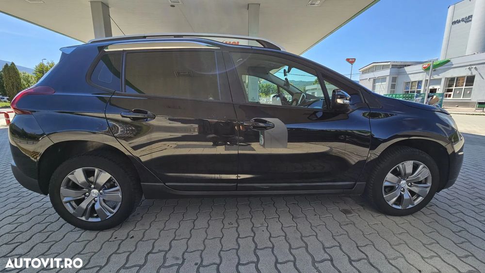 Peugeot 2008 1.2 PureTech Turbo EAT6 S&S Allure - 7