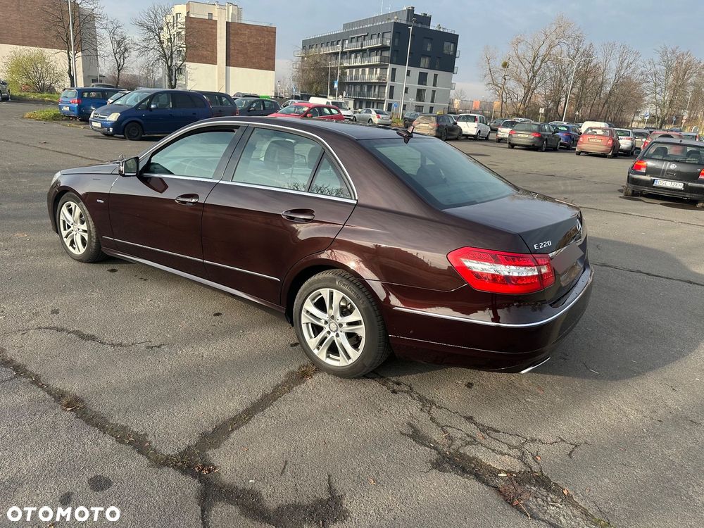 Mercedes-Benz Klasa E 220 BlueTEC 9G-TRONIC Avantgarde - 9