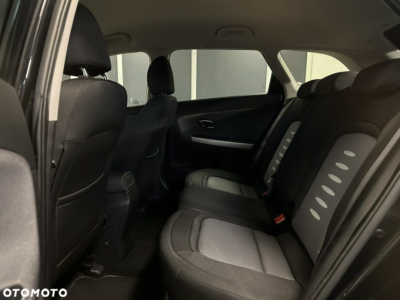 Kia Ceed - 13