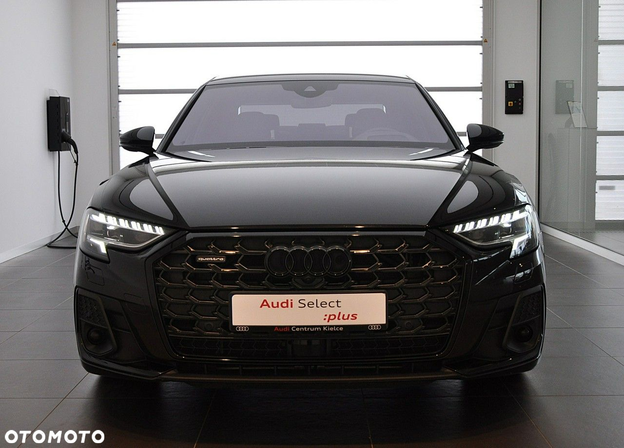 Audi A8 - 6