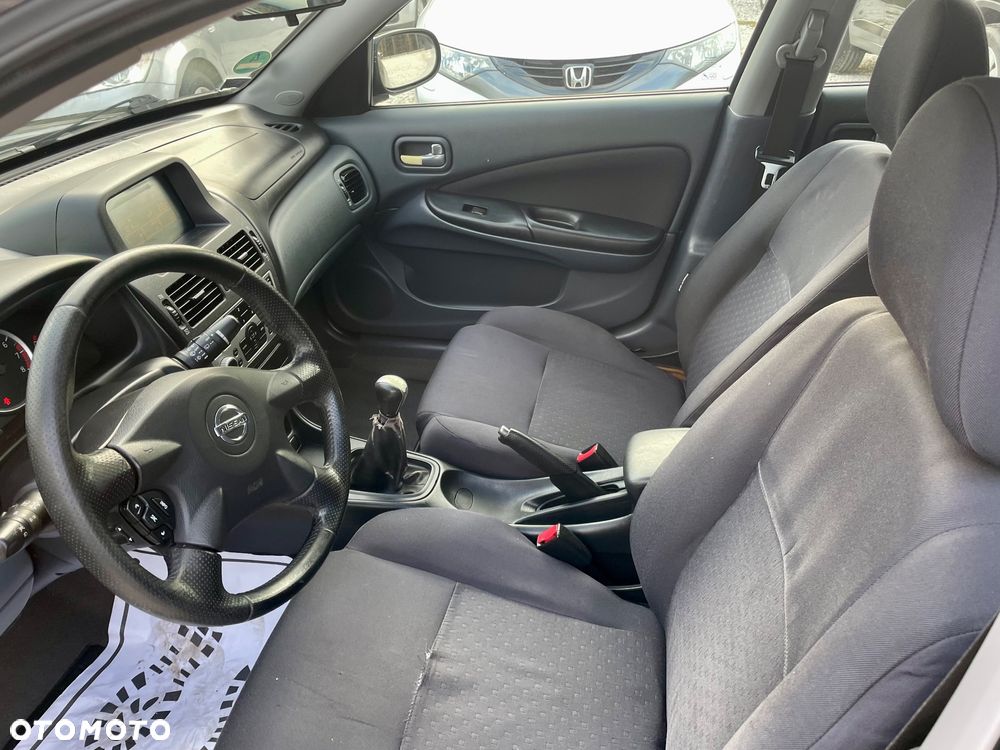 Nissan Almera 1.5 visia - 23