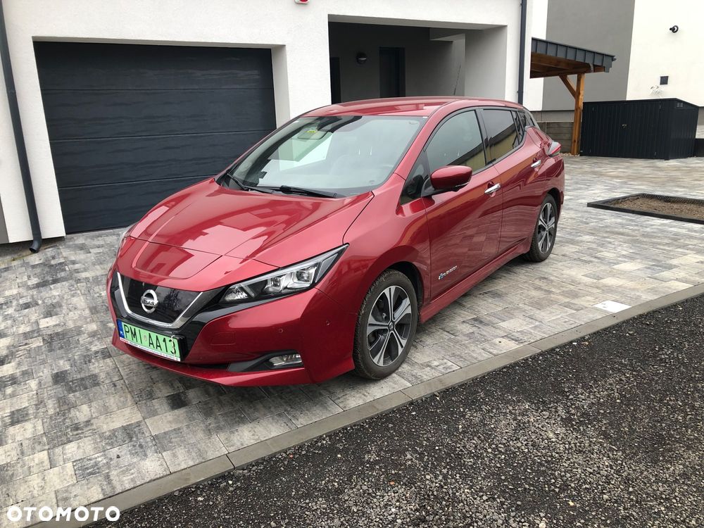 Nissan Leaf 40 kWh TEKNA - 4