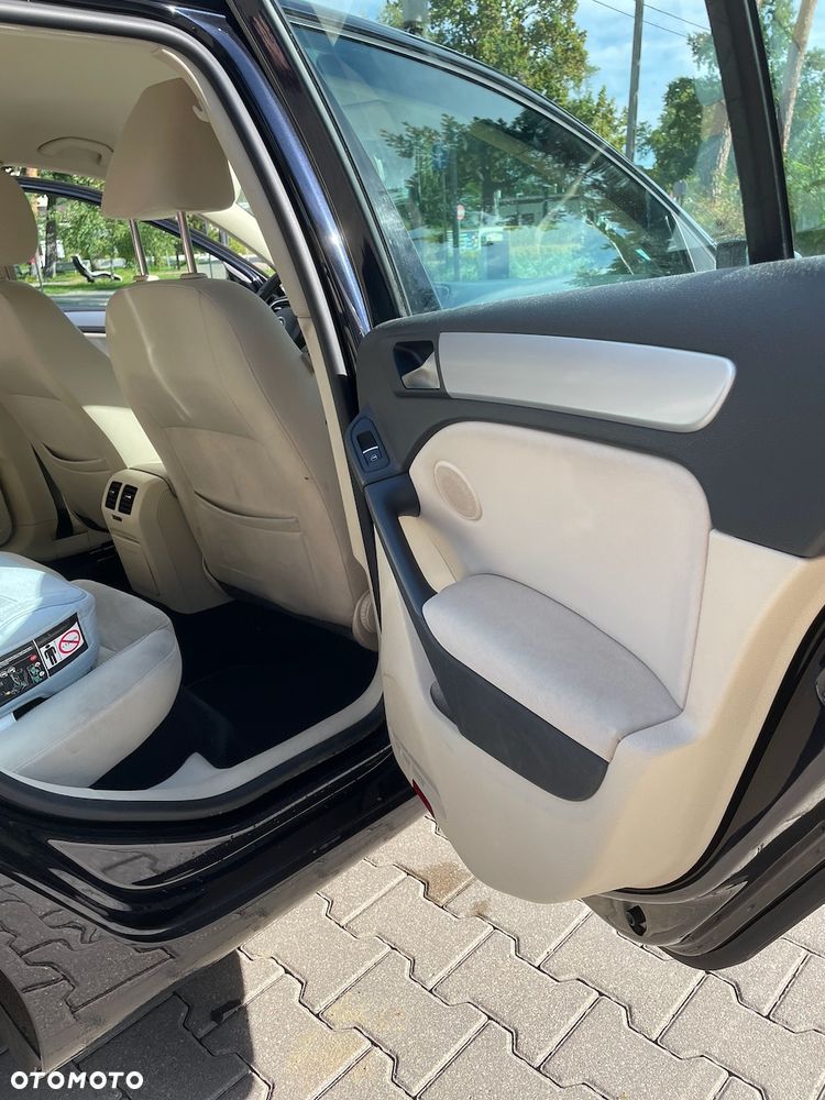 Volkswagen Golf - 14