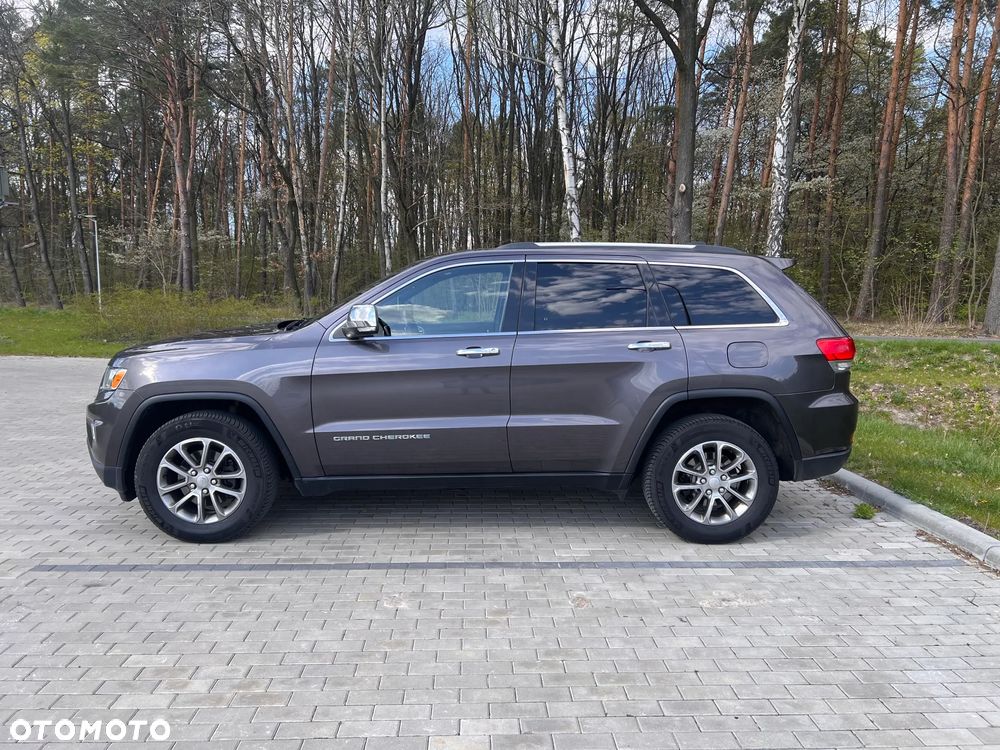 Jeep Grand Cherokee - 1