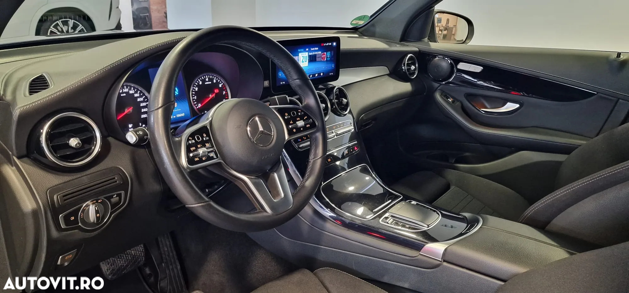Mercedes-Benz GLC 300 e 4Matic 9G-TRONIC - 9