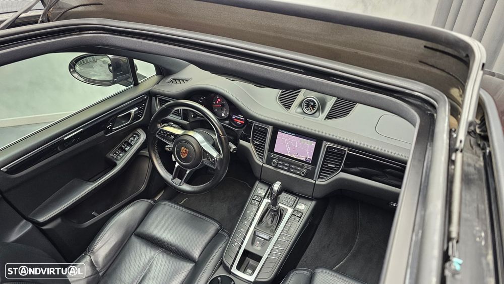 Porsche Macan S - 31