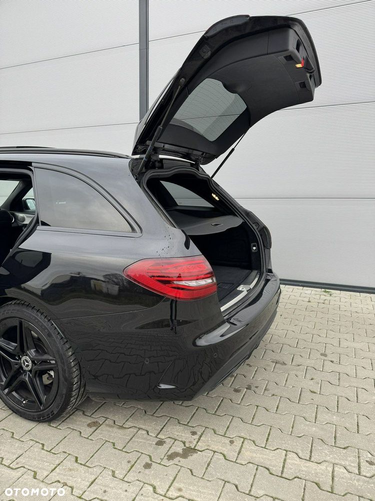 Mercedes-Benz Klasa C - 24