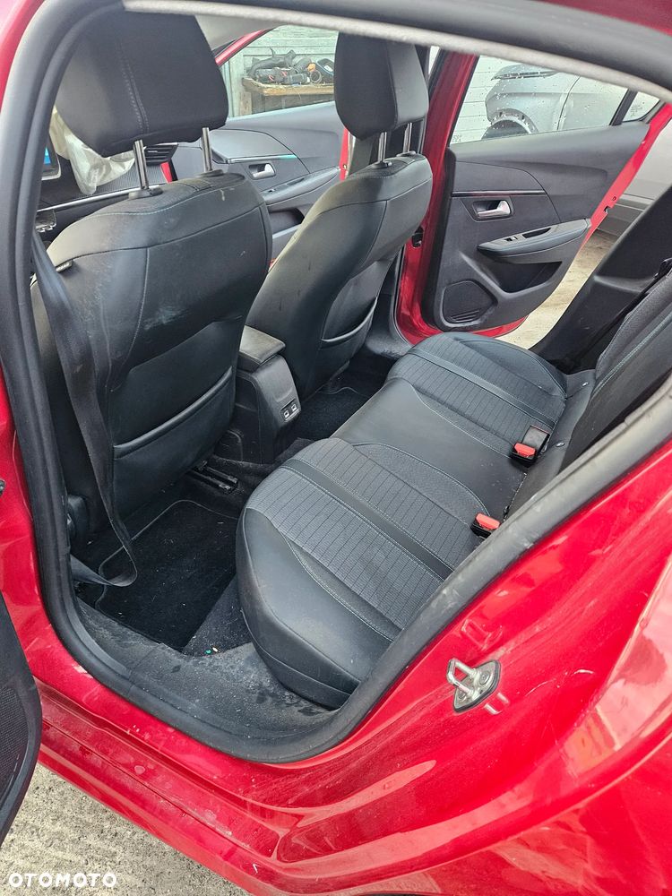 Peugeot 208 2020 photo 5