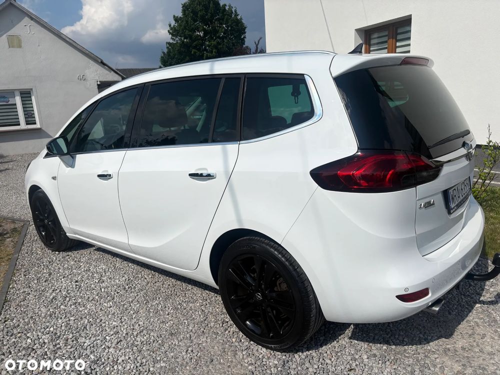 Opel Zafira - 9