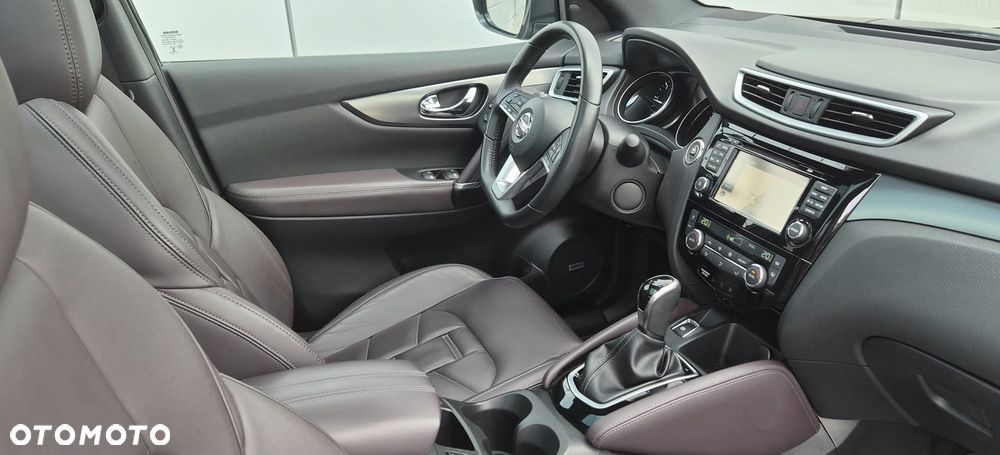 Nissan Qashqai 1.6 DCi Tekna Xtronic - 27