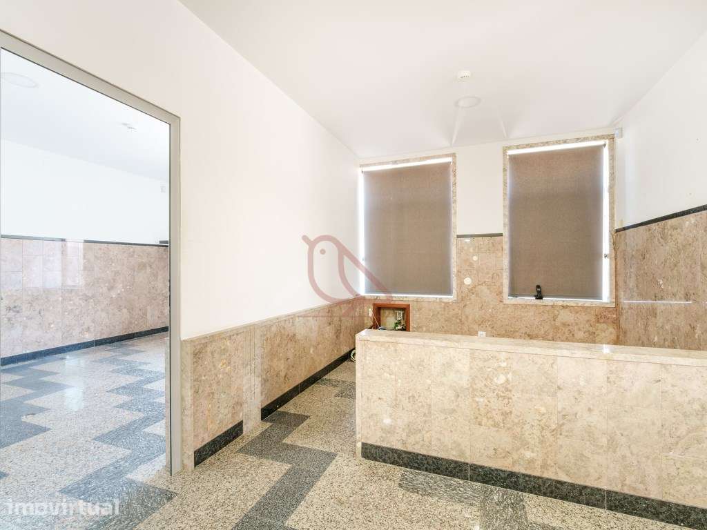 Arrendamento de Espaço Empresarial / Escritório - Jardoeira, Batalha - Grande imagem: 4/31