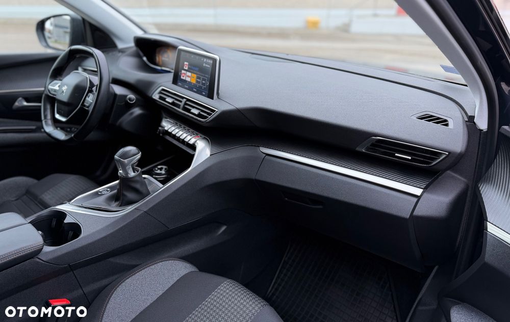 Peugeot 3008 1.2 PureTech Active S&S - 27