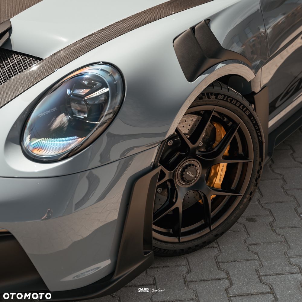 Porsche 911 GT3 RS - 17