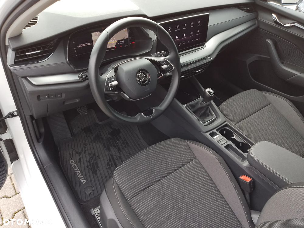 Skoda Octavia 2.0 TDI Ambition - 17
