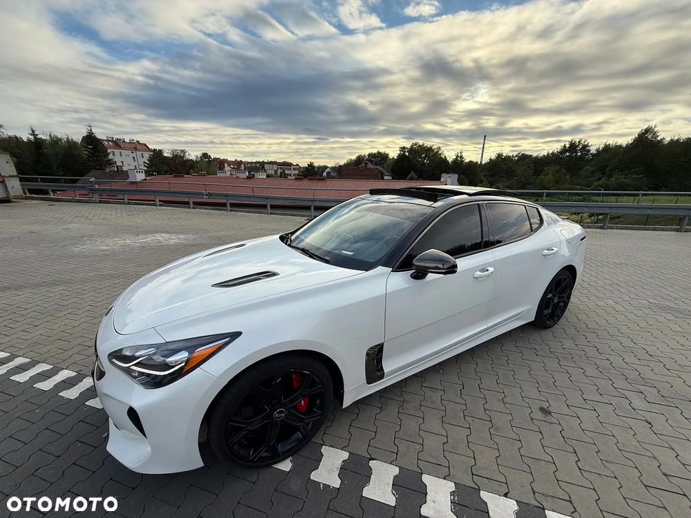 Kia Stinger 3.3 T-GDI AWD GT - 10