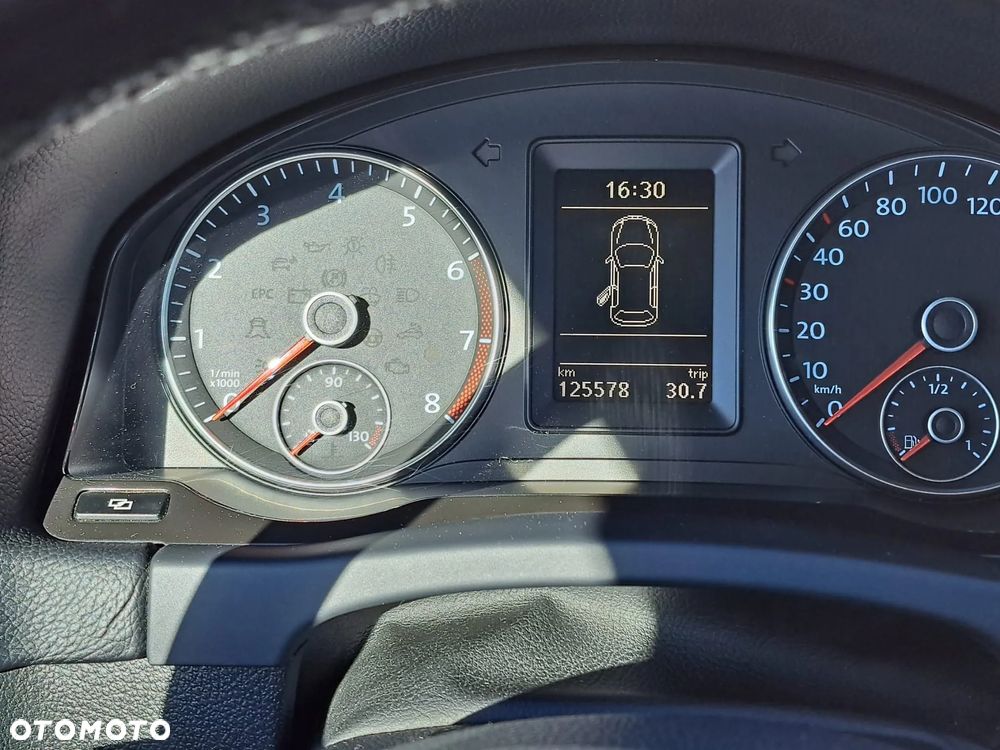 Volkswagen Golf 1.6 Comfortline - 10
