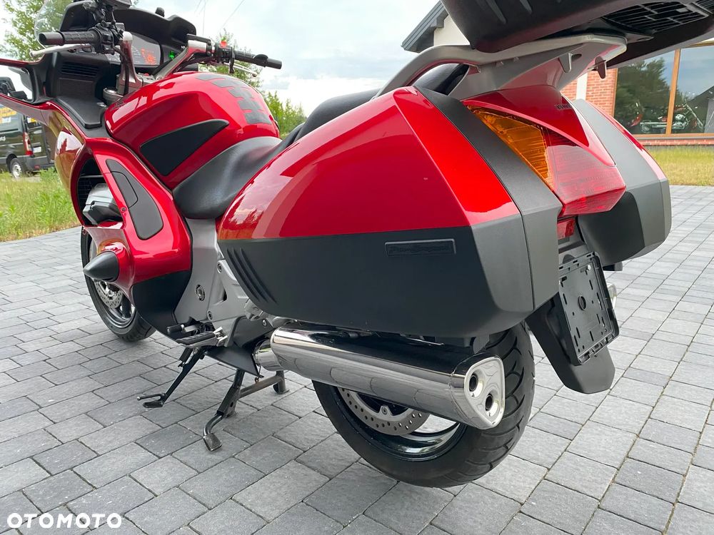 Honda ST - 15