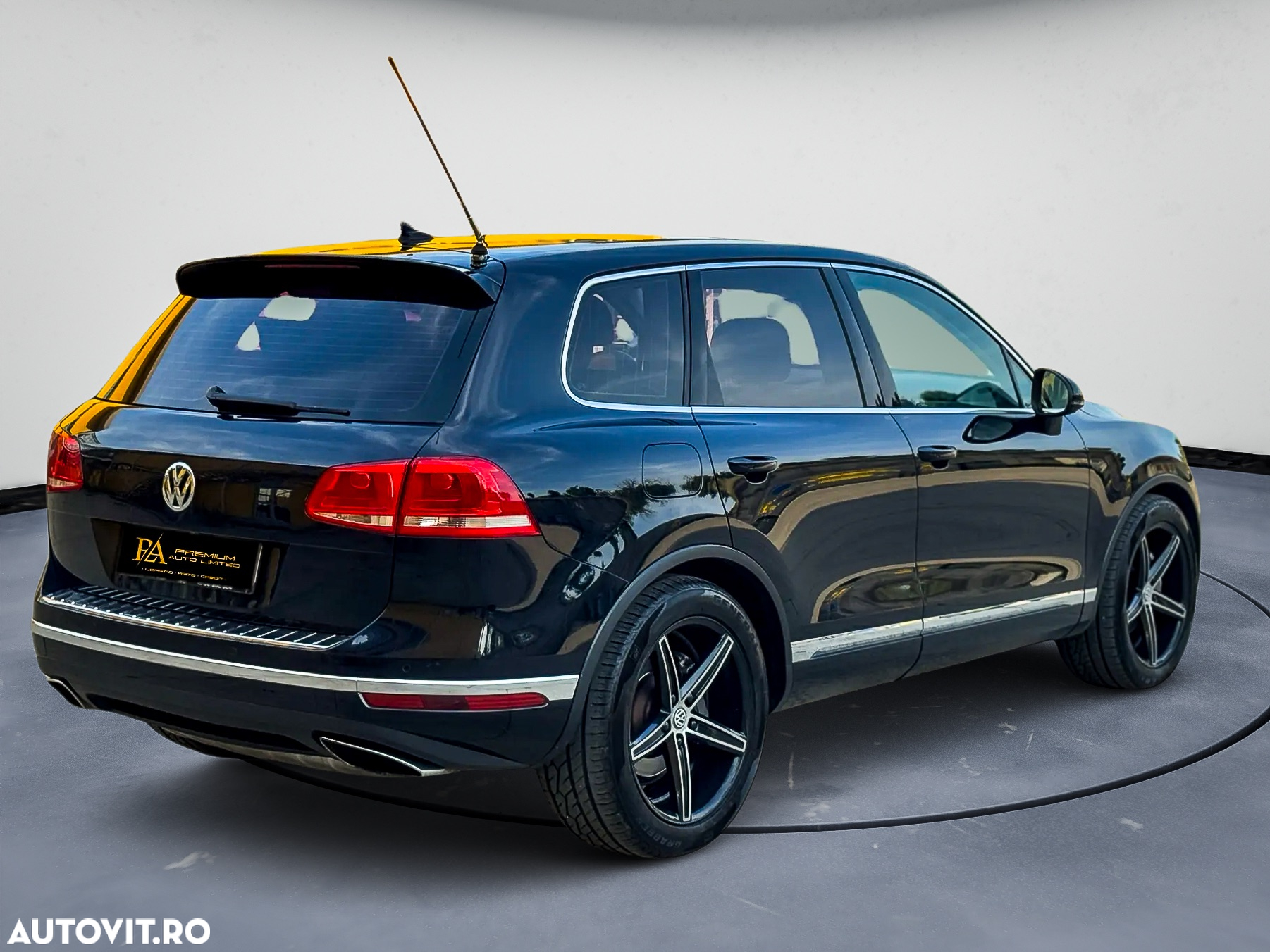 Volkswagen Touareg 3.0 V6 TDI SCR Blue Motion DPF Automatik Terrain Tech Executive Edition - 5