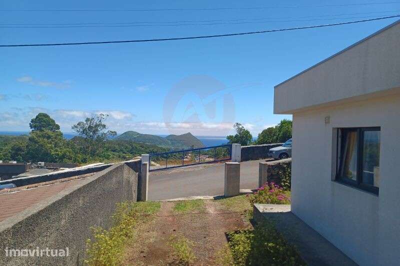 Venda Moradia - Grande imagem: 2/35