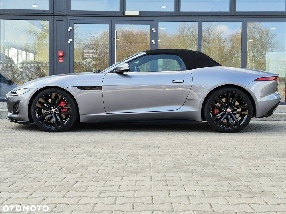 Jaguar F-Type - 11