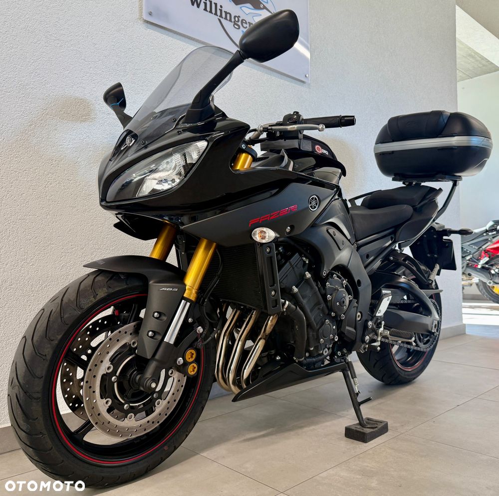 Yamaha FZ8 - 2