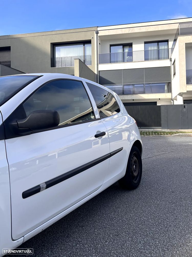 Renault Clio 1.5 dCi Dynamique - 8