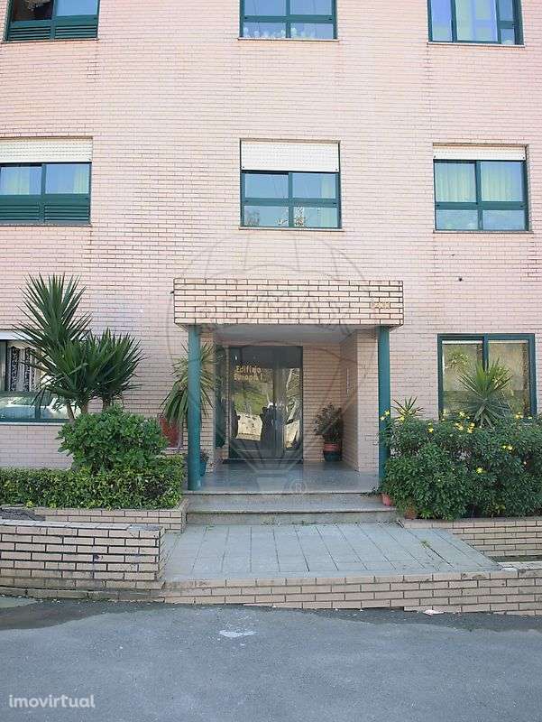 Apartamento T1 para venda - Grande imagem: 2/17