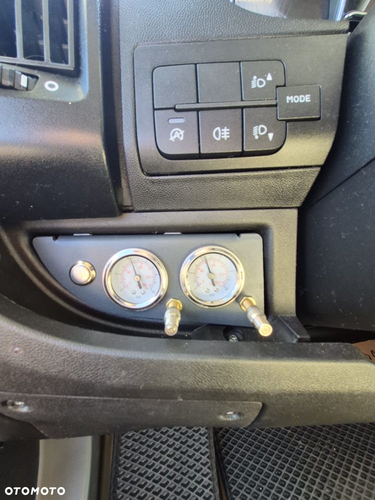 McLOUIS NAVIS813 - 10