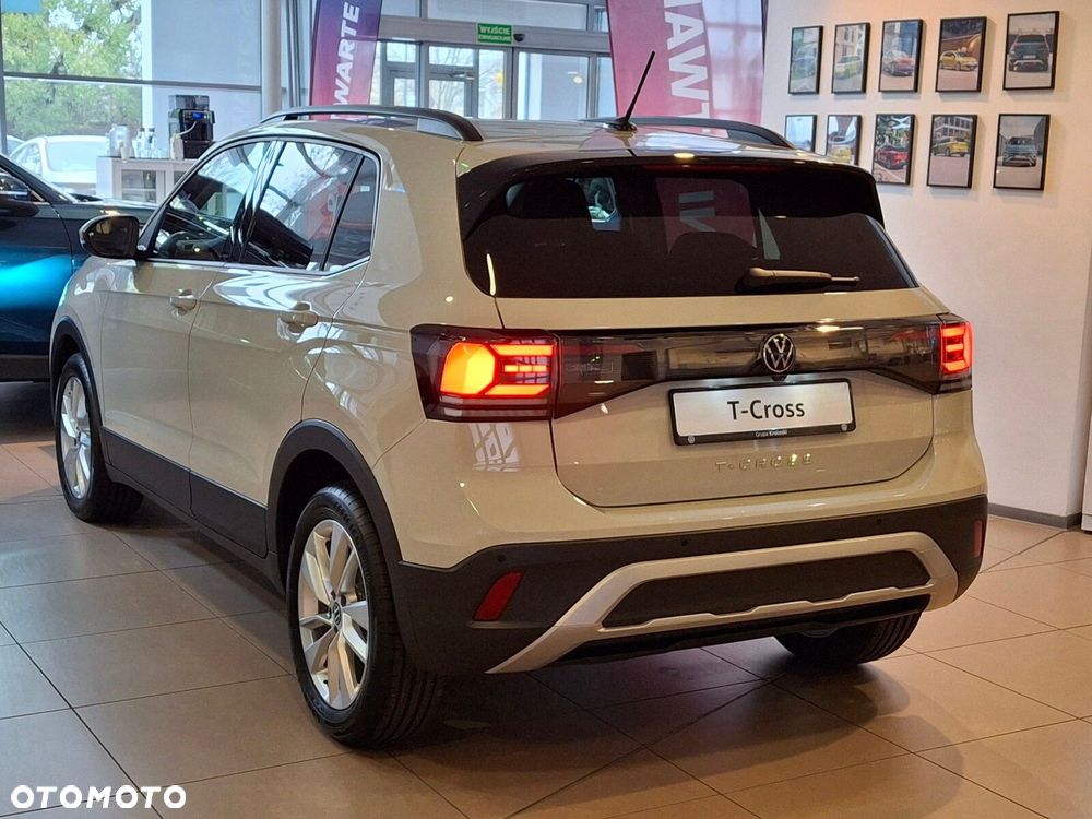 Volkswagen T-Cross 1.5 TSI ACT Life Plus DSG - 7