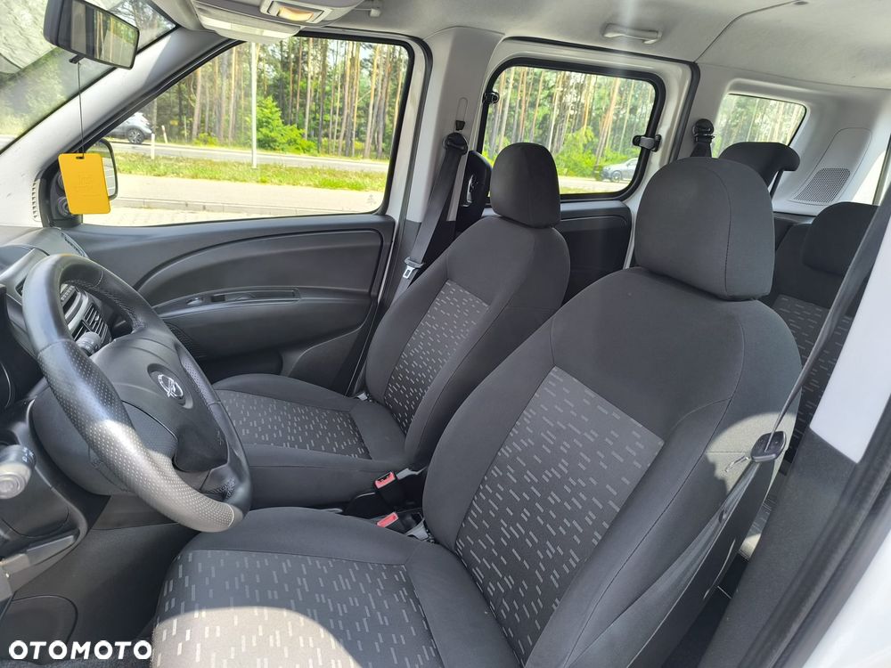 Opel Combo 1.6 CDTI Cosmo - 14