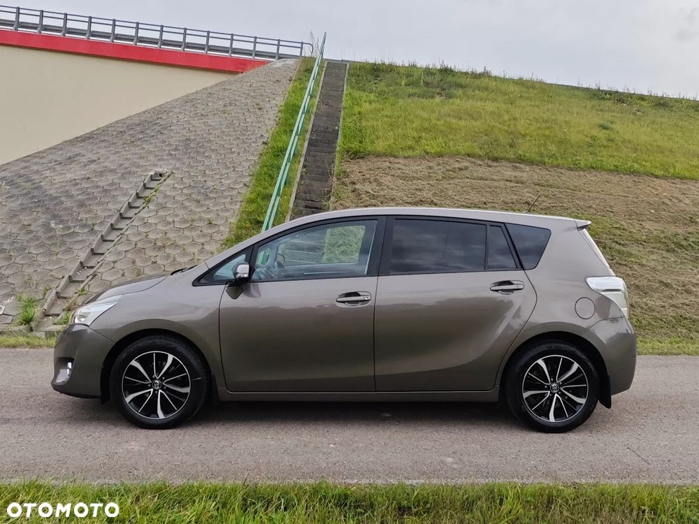 Toyota Verso 1.8 7-Sitzer Executive - 4