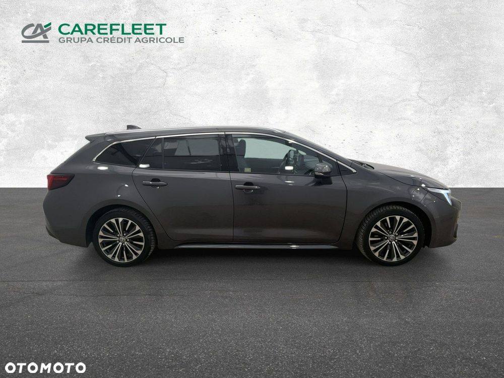 Toyota Corolla - 5