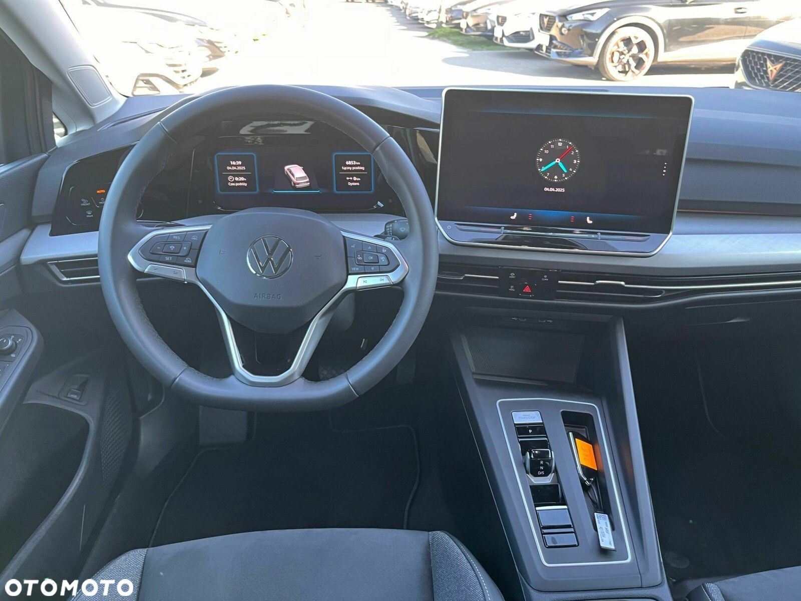 Volkswagen Golf - 13