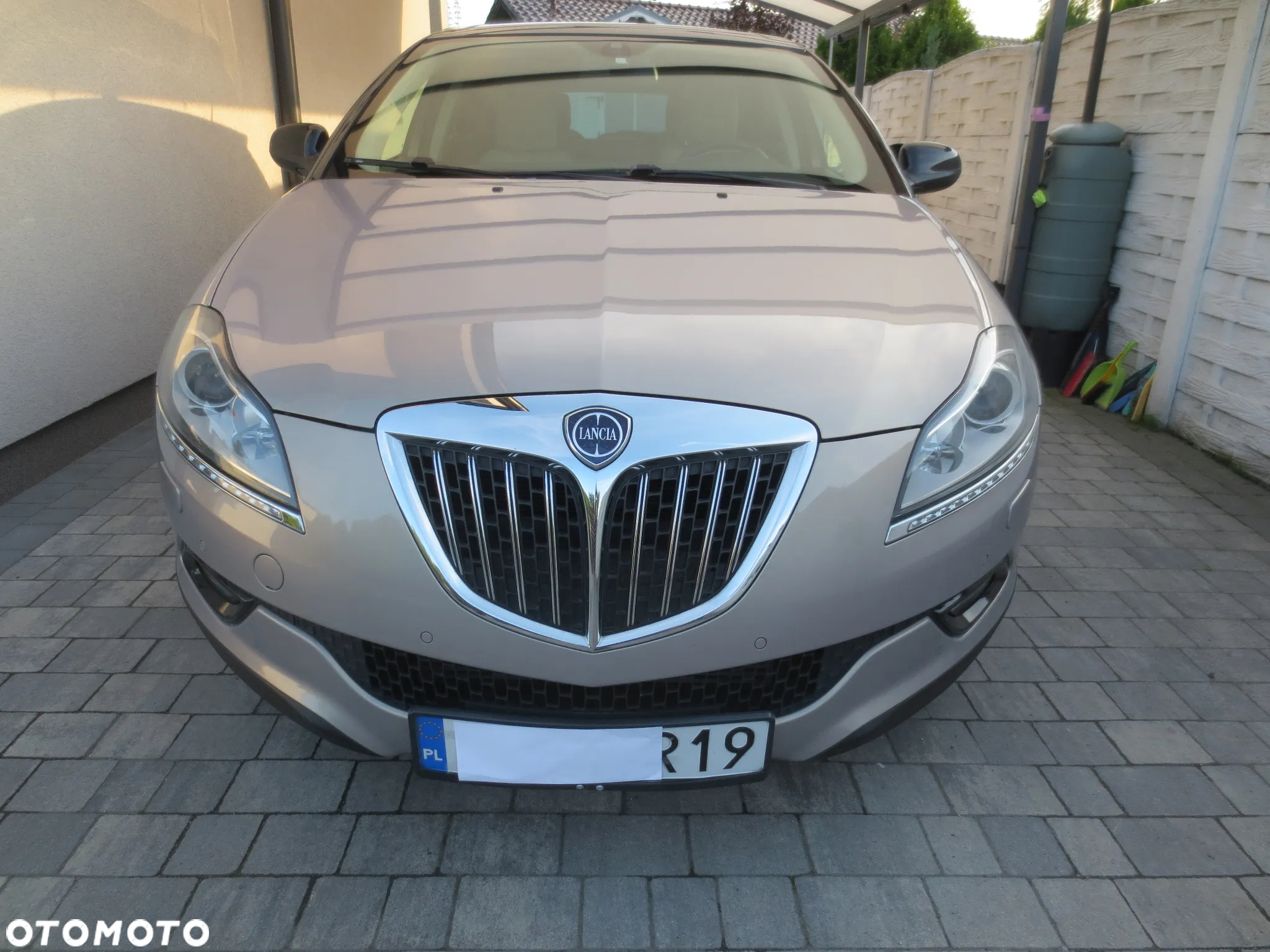 Lancia Delta 1.8 T-Jet Executive Sportronic - 3