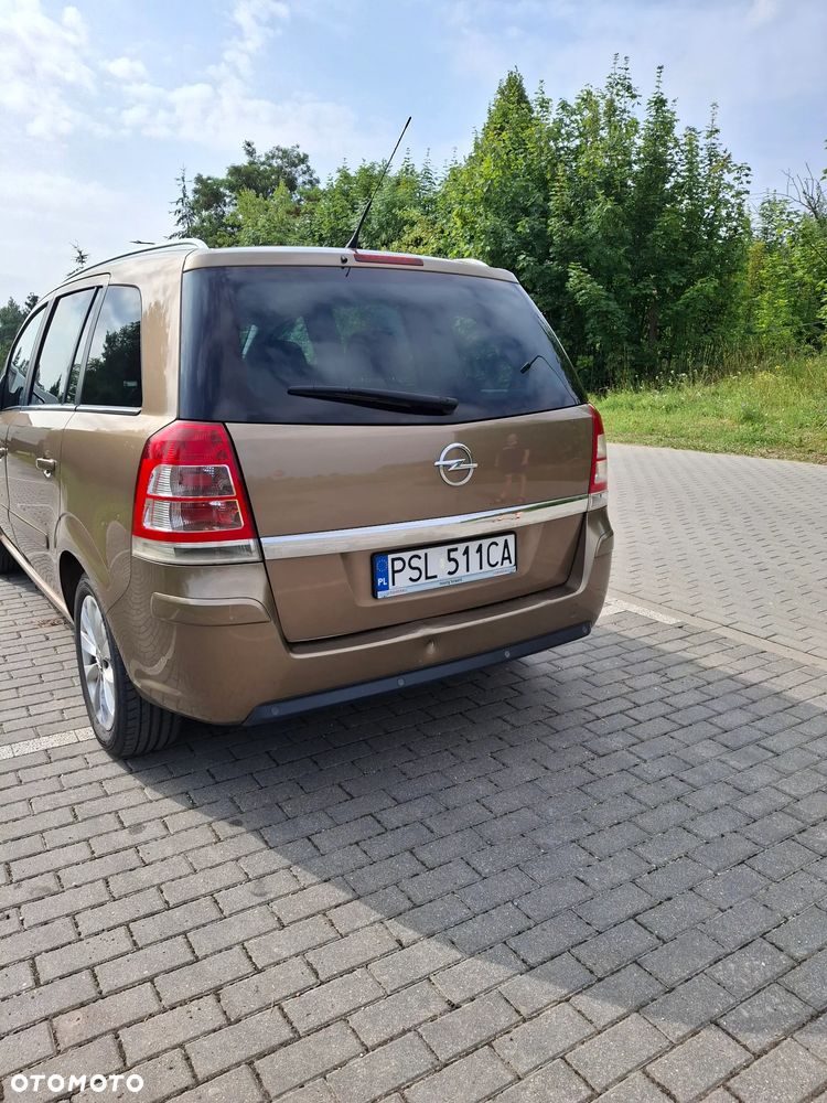 Opel Zafira 1.8 - 4