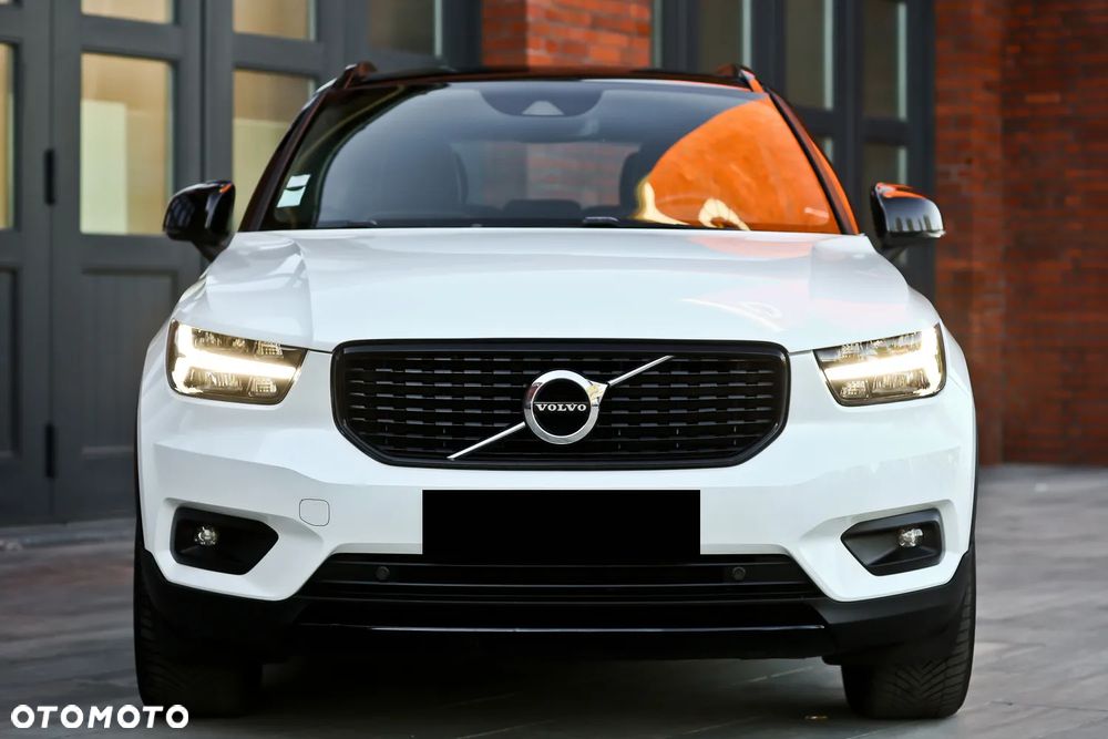 Volvo XC 40 D4 AWD Geartronic R-Design - 6