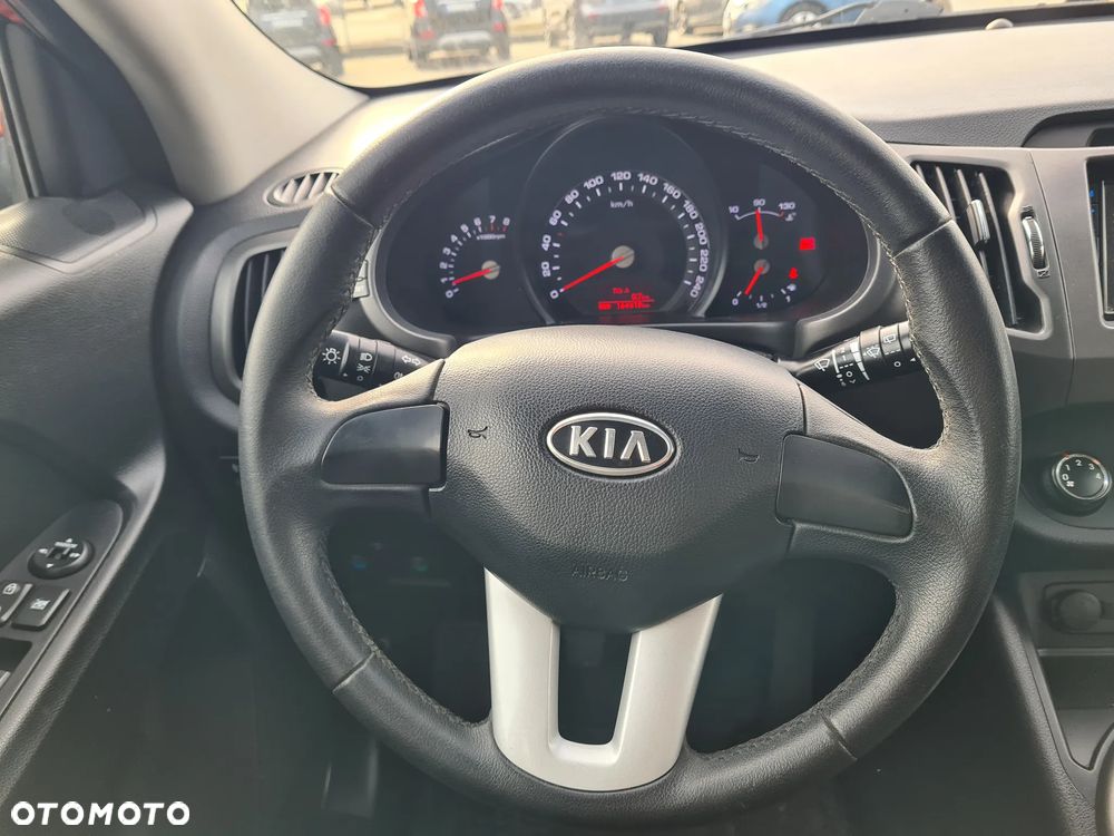 Kia Sportage - 12
