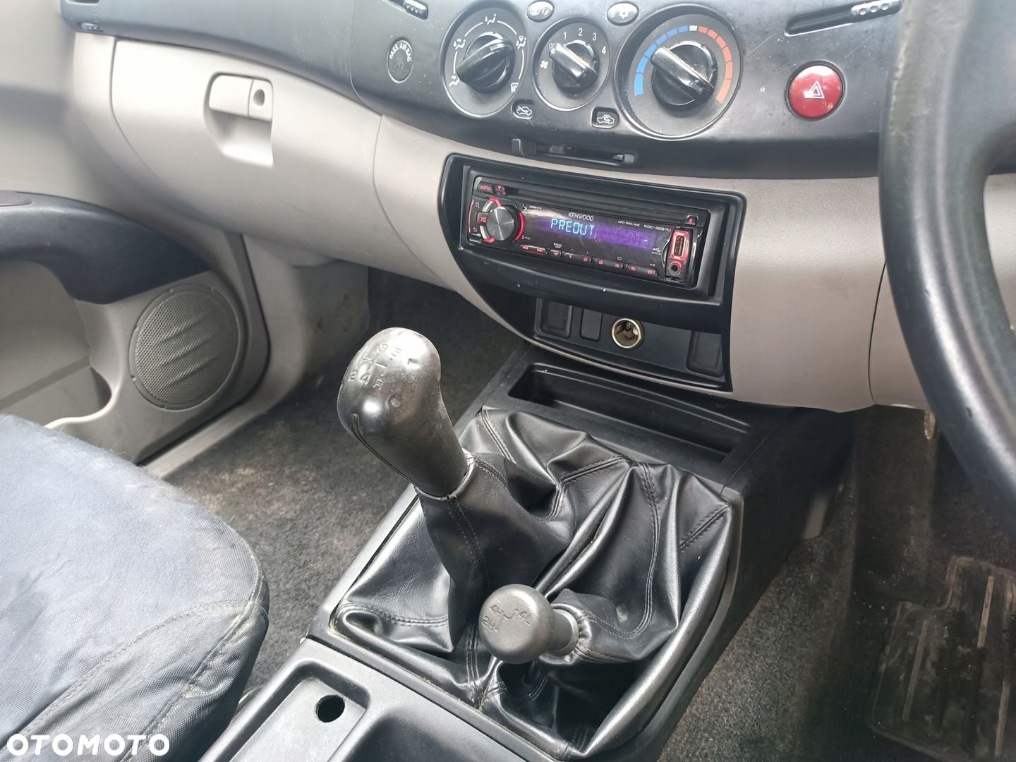 MITSUBISHI L200 2.5 TD 4X4 2014 ANGLIK ŁADNY V5C - 13