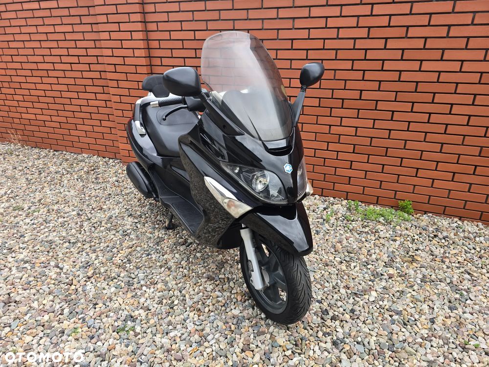 Piaggio Xevo - 4